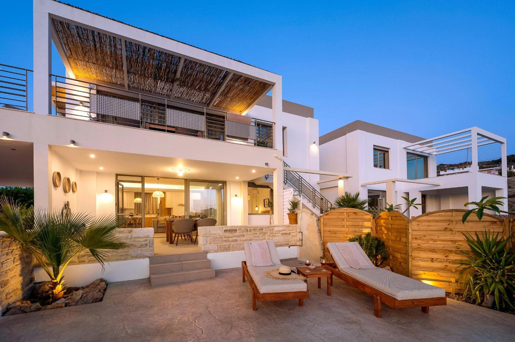 Ammokrinos Luxury Homes,150M From The Beach Каламаки Экстерьер фото